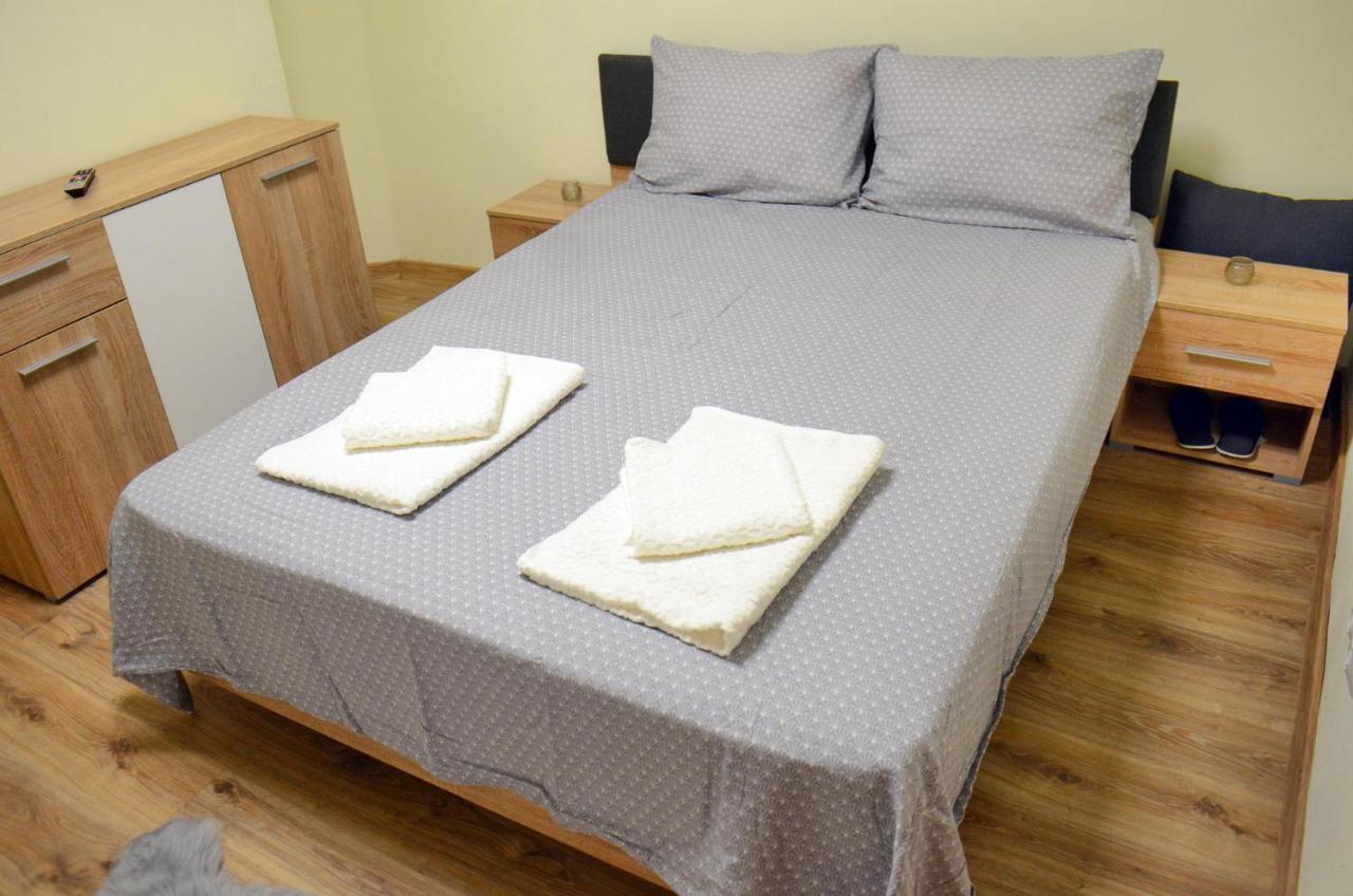 Private Apartment In The City Centre. Oradea Exteriér fotografie